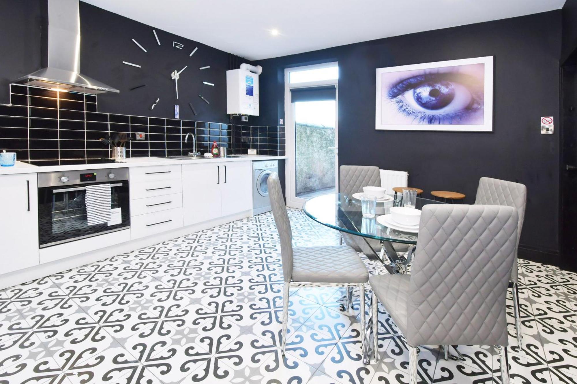 Отель Townhouse @ Henry Street Кру Экстерьер фото